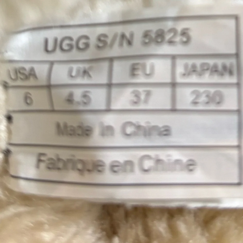 UGG Cream Tan Winter Boots with Plush Lining Classic Mini I Size 6